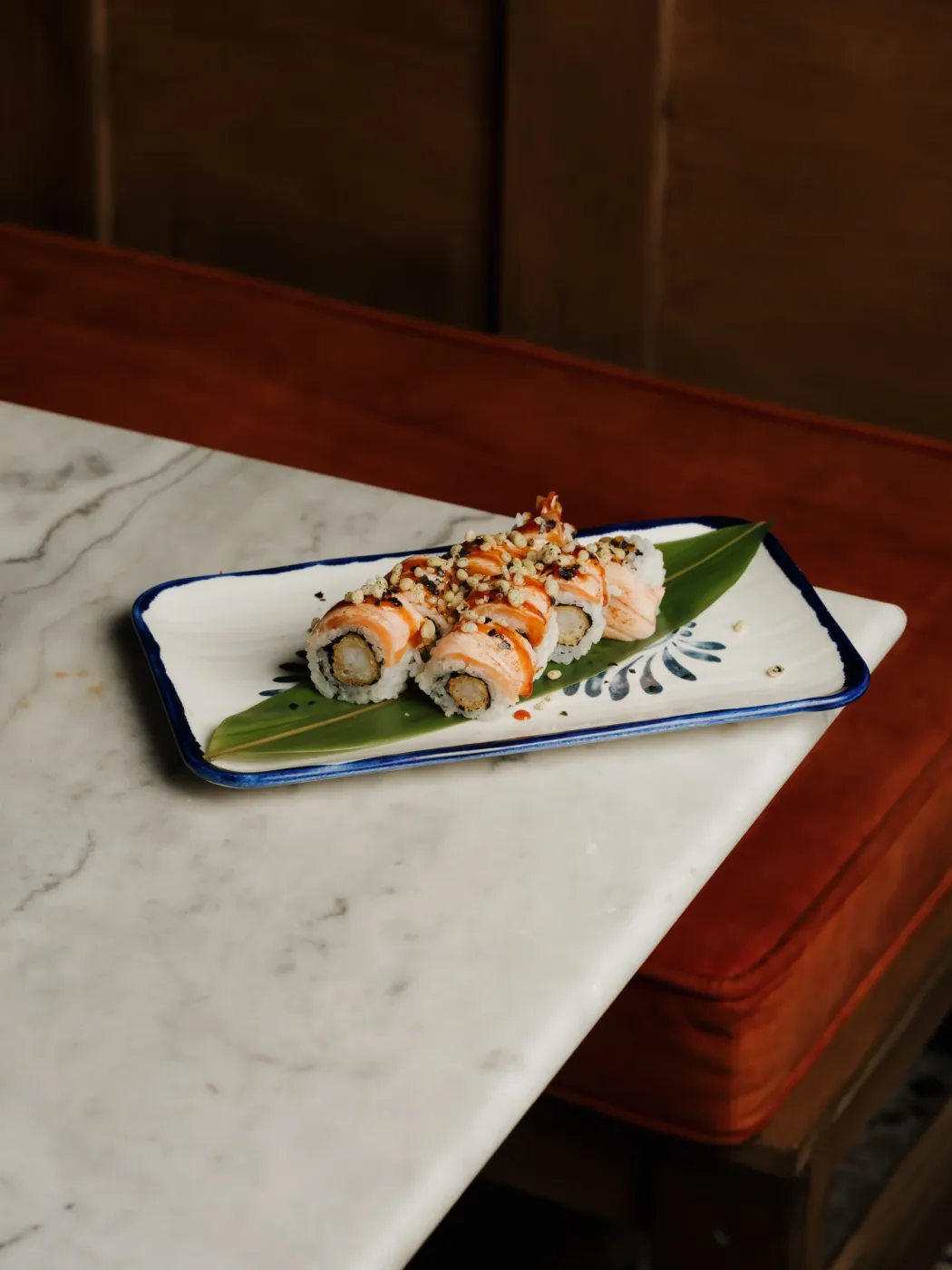 TORCHED SEAFOOD ROLL | 8 stuks