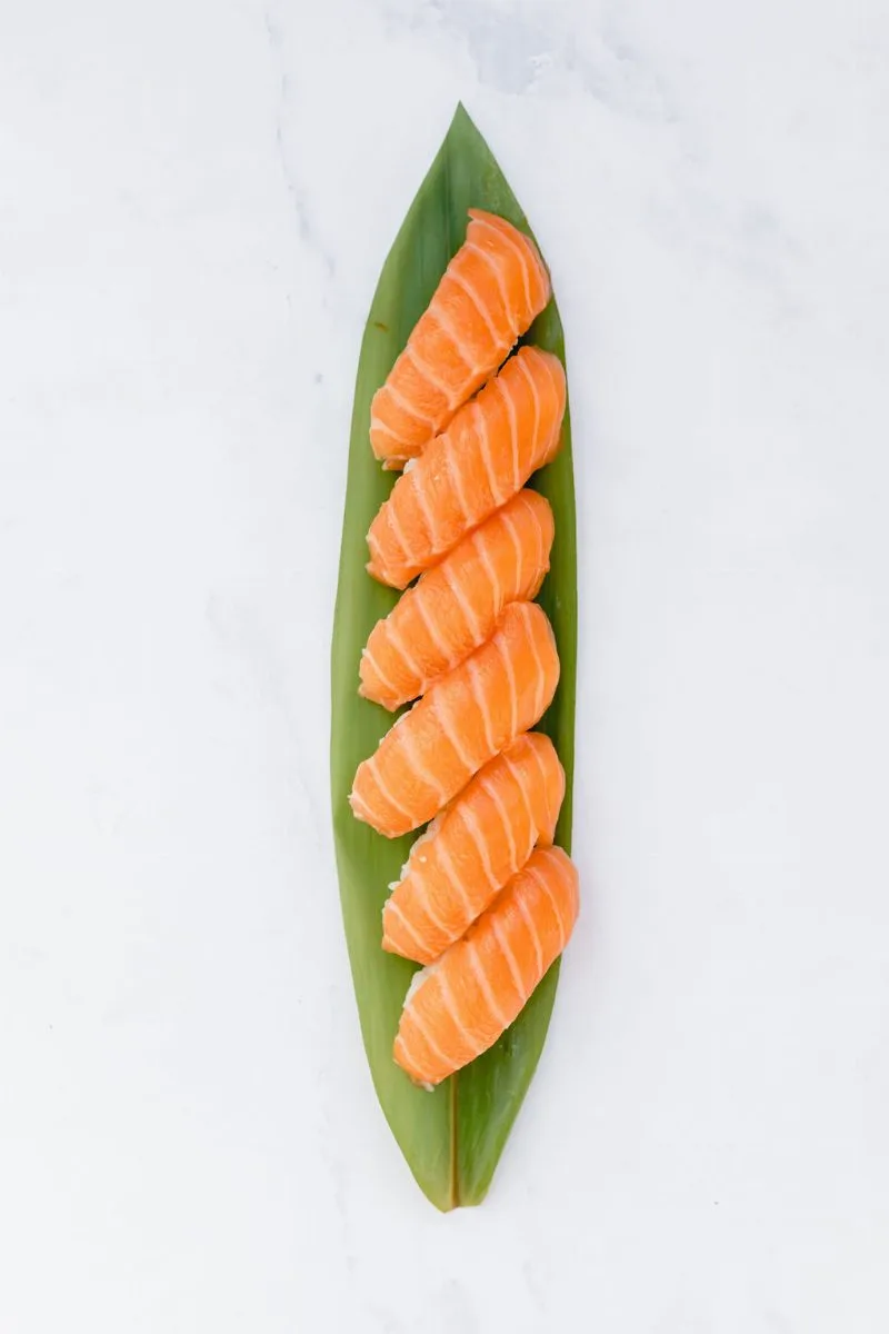 SALMON NIGIRI | 6 stuks